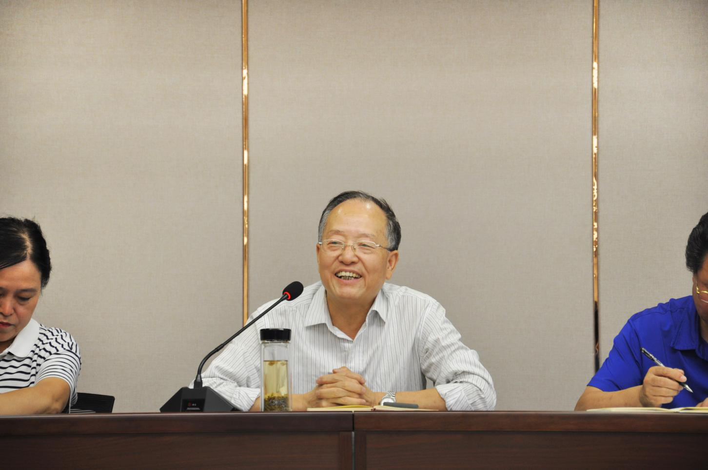 ������-רҵ������Ʒ�뽡������